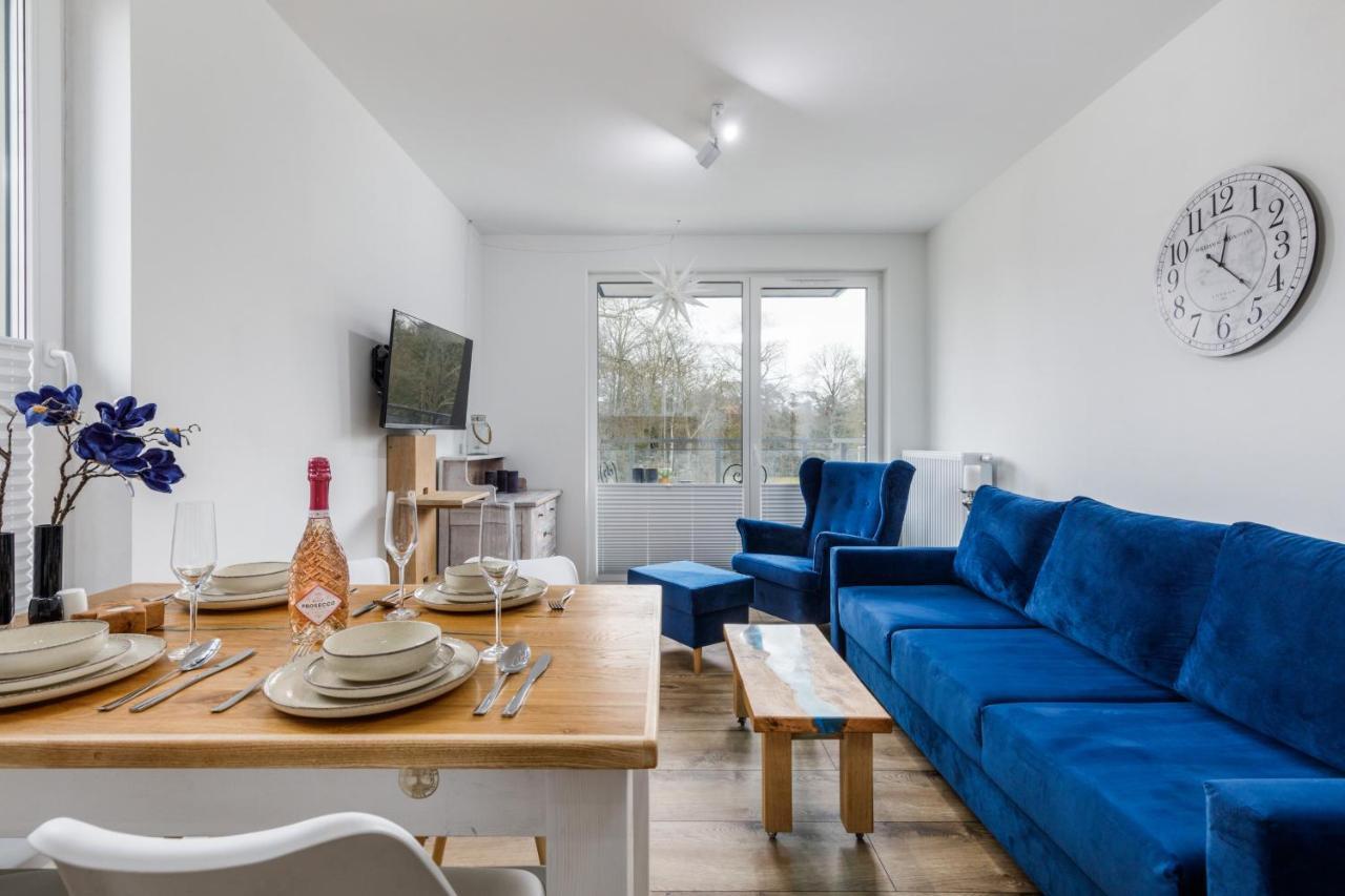 Green Square Apartment With Balcony Swinoujscie By Noclegi Renters Eksteriør billede